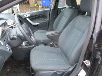 Ford Fiesta 1.6 TDCi ECO. Titan. picture 30