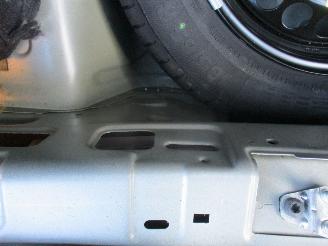 Opel Corsa CORSA E 1.4 Favourite REST BPM €1000,-!!! picture 13