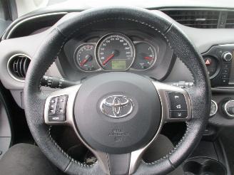 Toyota Yaris 1.3 VVT-i Orange Sport picture 19