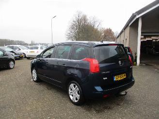 Peugeot 5008 2.0 HDiF GT 5p. picture 5