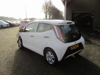 Toyota Aygo 1.0 VVT-i x-now picture 5