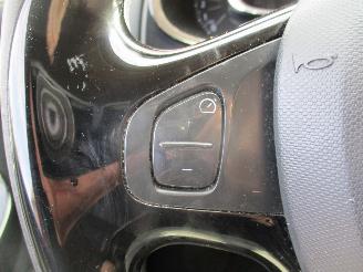 Renault Clio 0.9 TCe Dynamique picture 32