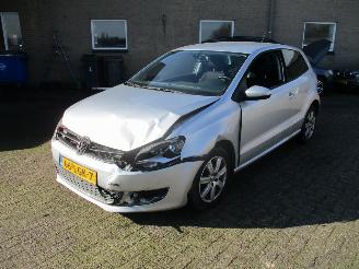 Volkswagen Polo 1.4-16V Highline picture 3