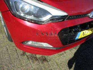 Hyundai I-20 1.0 T-GDI Comfort picture 12