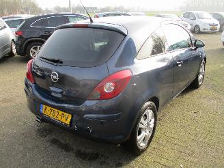 Opel Corsa 1.4-16V Cosmo picture 7
