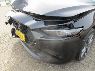 Mazda 3 2.0 SA-G Comf. Bose picture 11