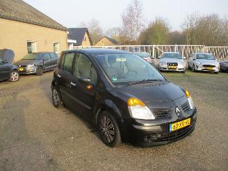 Schadeauto Renault Modus 1.6-16V Tech Road 2005/7