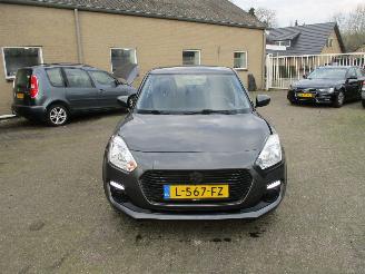 Suzuki Swift 1.2 Comfort picture 2