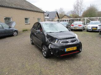 Schadeauto Kia Picanto 1.2 CVVT SportsLine GT-Line REST BPM €350,- 2015/7