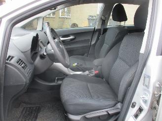 Toyota Auris 1.8 Full Hyb.Exe.Bns picture 33