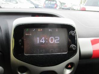 Citroën C1 1.2 PureTech Airscape Shine picture 17