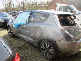 Nissan Leaf Tekna 30 kWh picture 4