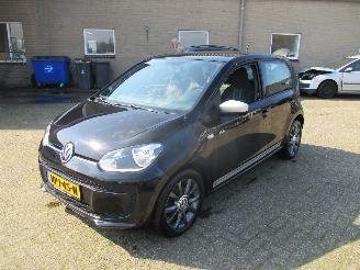 Volkswagen Up! 1.0 high up! BlueM. REST BPM €250,-!!! picture 3