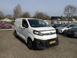 skadebil auto Citroën Jumpy 1.6 BlueHDI 95 Cl XS 2017/4