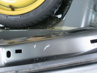 Mazda 3 1.6 Business picture 10