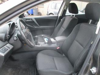 Mazda 3 1.6 Business picture 32