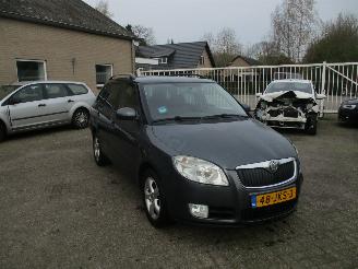 Voiture accidenté Skoda Fabia 1.4-16V Dynamic 2009/6