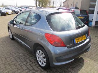 Peugeot 207 1.4 VTi Cool \'n Blue picture 5