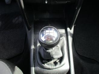 Peugeot 207 1.4 VTi Cool \'n Blue picture 21