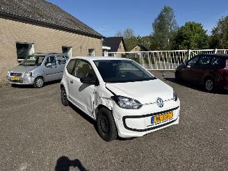 krockskadad bil auto Volkswagen Up! 1.0 move up! 2012/5