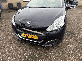 Peugeot 208 1.6 VTi Allure REST BPM €800,-!!! picture 10