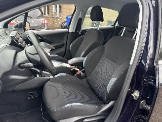 Peugeot 208 1.6 VTi Allure REST BPM €800,-!!! picture 35