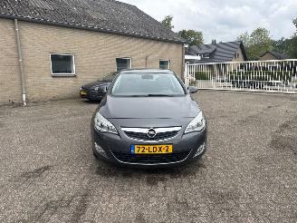 Opel Astra 1.4 Edition picture 2