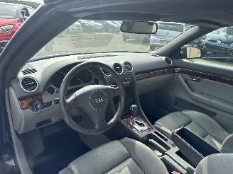 Audi A4 2.4 V6 Exclusive picture 16