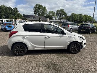 Hyundai I-20 1.2 HP i-Motion picture 8
