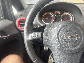 Opel Corsa 1.4-16V picture 24