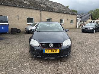 Volkswagen Golf 1.6 FSI Optive 3 GTI LOOK picture 2