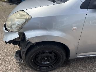 Daihatsu Sirion 1.0-12V Premium picture 12