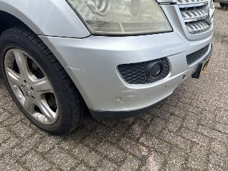 Mercedes M-klasse 320 CDI 4matic AUT GRIJS KENTEKEN picture 19