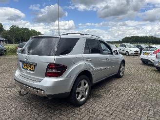 Mercedes M-klasse 320 CDI 4matic AUT GRIJS KENTEKEN picture 8