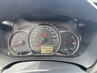 Toyota Yaris 1.0 VVT-i Trend REST BPM €300,-!!! picture 21