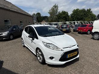 Schadeauto Ford Fiesta 1.25 Ghia 2011/6