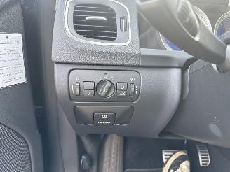 Volvo V-60 2.0T R-Design REST BPM €700,-!!! AUT picture 26