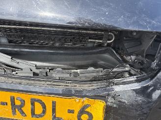 Volvo V-60 2.0T R-Design REST BPM €700,-!!! AUT picture 11