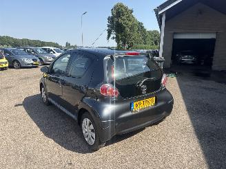 Toyota Aygo 1.0 VVT-i Aspiration AUTOMAAT picture 4