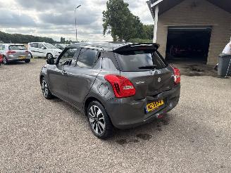 Suzuki Swift 1.0 Stijl REST BPM €700,-!!! picture 5