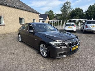 Unfallwagen BMW 5-serie 528xi High Executive Individual AUT REST BPM €400,-!!! 2013/5
