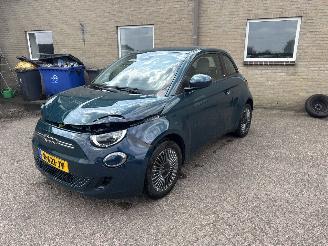 Fiat 500E RED 42 kWh picture 3