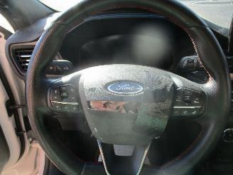 Ford Kuga 2.5 PHEV ST-Line X picture 19