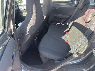 Peugeot 108 1.0 e-VTi Active WEINIG KILOMETERS picture 28