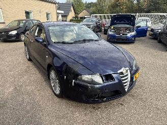 škoda osobní automobily Alfa Romeo GT 2.0 JTS Collezione 2007/1