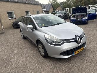 Schadeauto Renault Clio 1.5 dCi Limited REST BPM €350,-!!! 2016/5