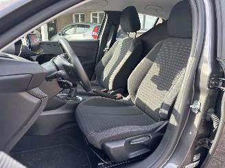 Peugeot 208 1.2 PT Active Pack picture 30