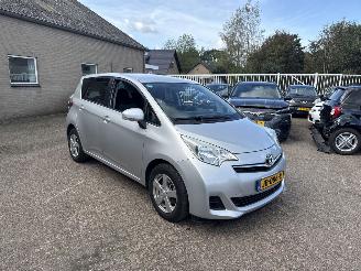 skadebil auto Toyota Verso S 1.3 VVT-i Aspiration AUTOMAAT 2013/3