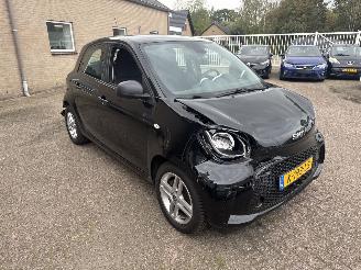skadebil auto Smart Forfour EQ Comfort 2020/2
