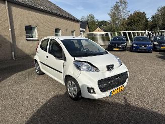 skadebil auto Peugeot 107 1.0-12V XR AIRCO 2011/12